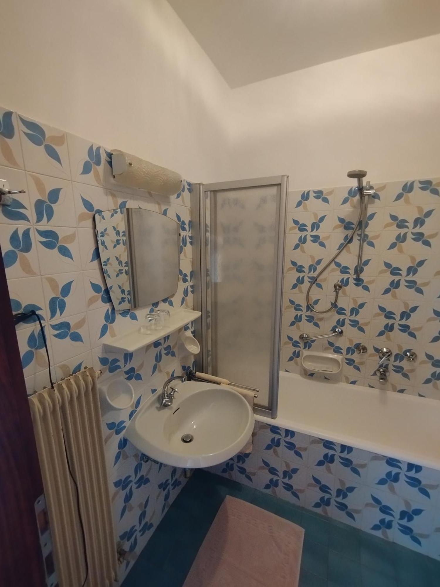 Garni Weingut Hotell Merano Eksteriør bilde